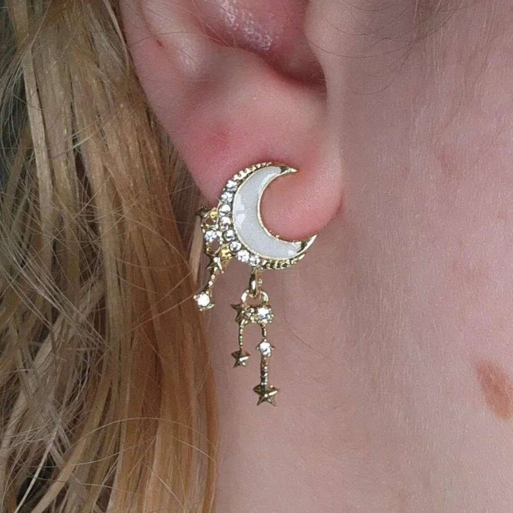 ๐ Sterling Silver Moon Earrings ๐ - Picture 5 of 5